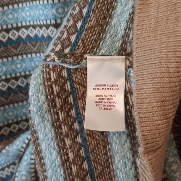 NORTHERN REFLECTIONS Striped Knit Sweater - Picture 5 of 7